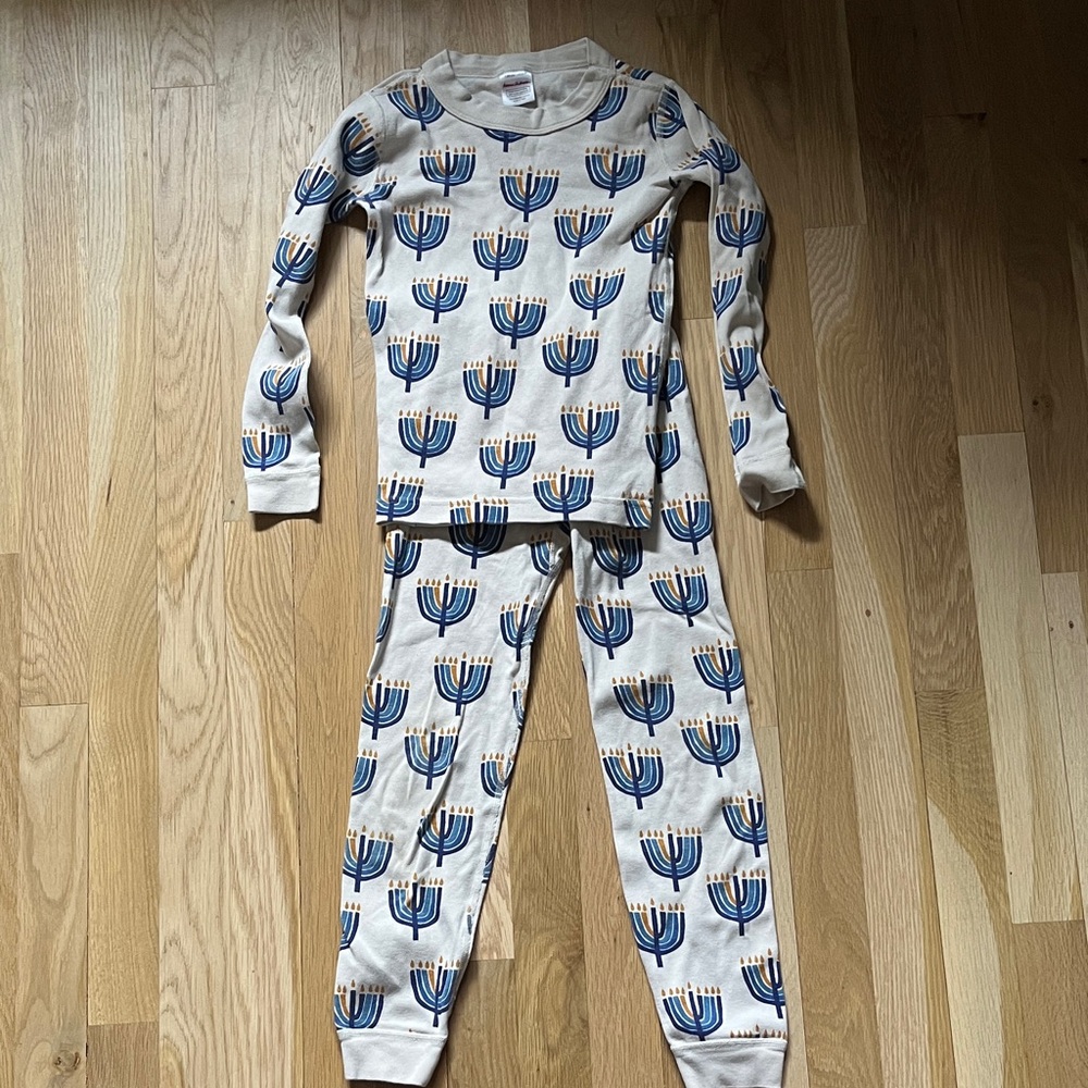 Hanna Andersson Hanukkah Menorah Pajama Set
